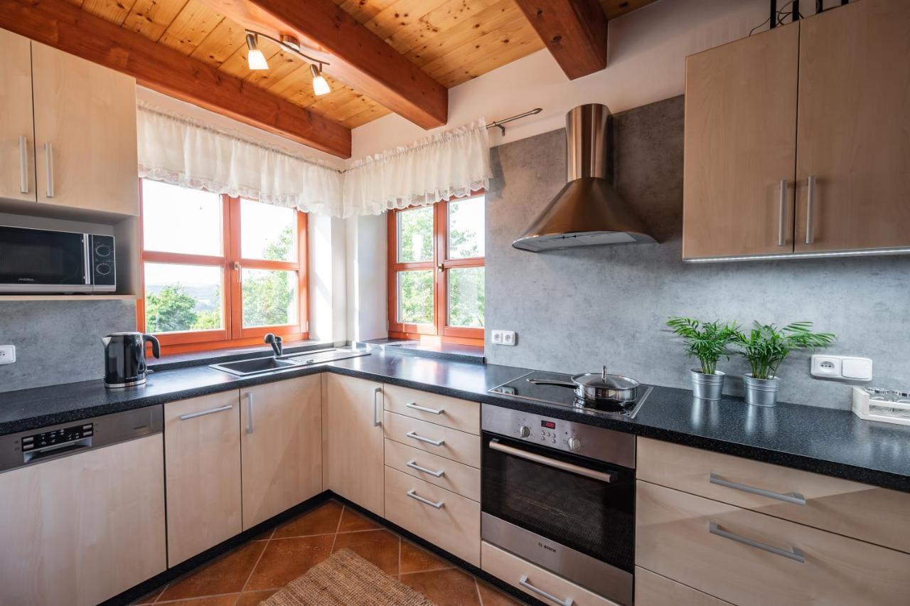 Chata nad lázeňským údolím Luhačovice Exterior foto