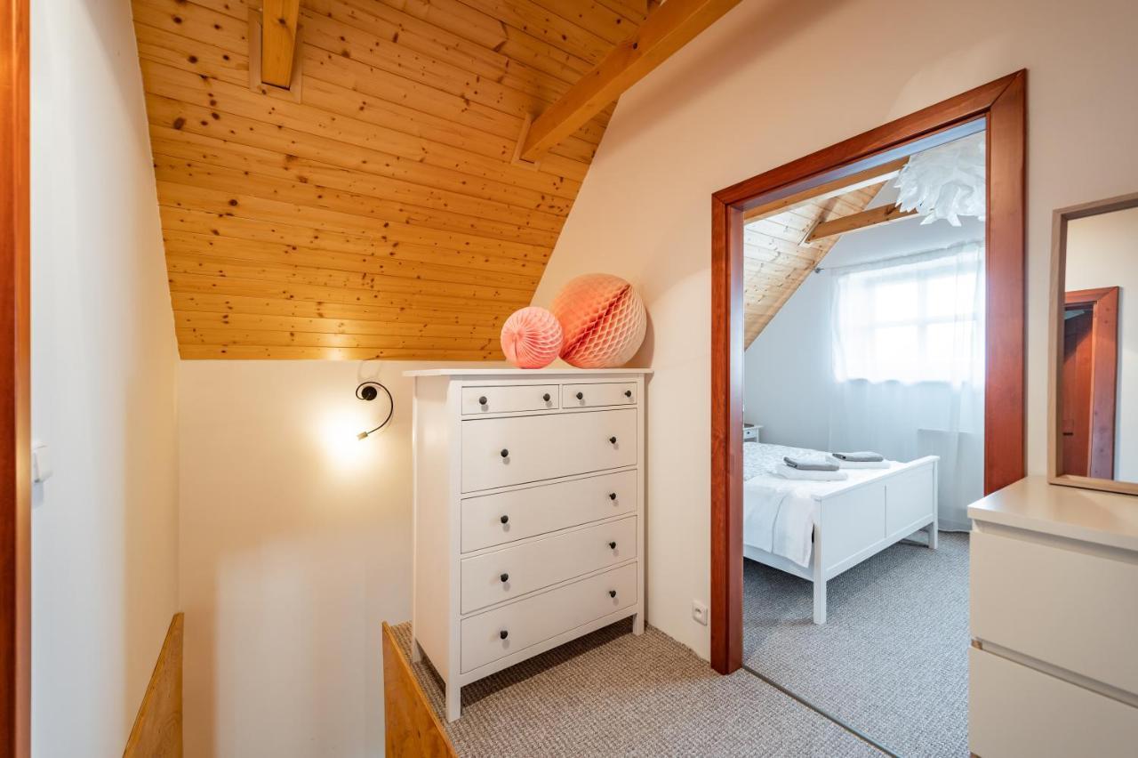 Chata nad lázeňským údolím Luhačovice Exterior foto