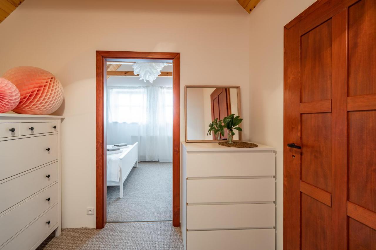 Chata nad lázeňským údolím Luhačovice Exterior foto