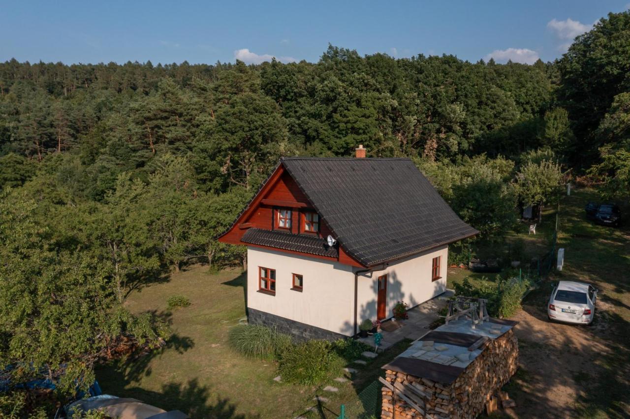 Chata nad lázeňským údolím Luhačovice Exterior foto